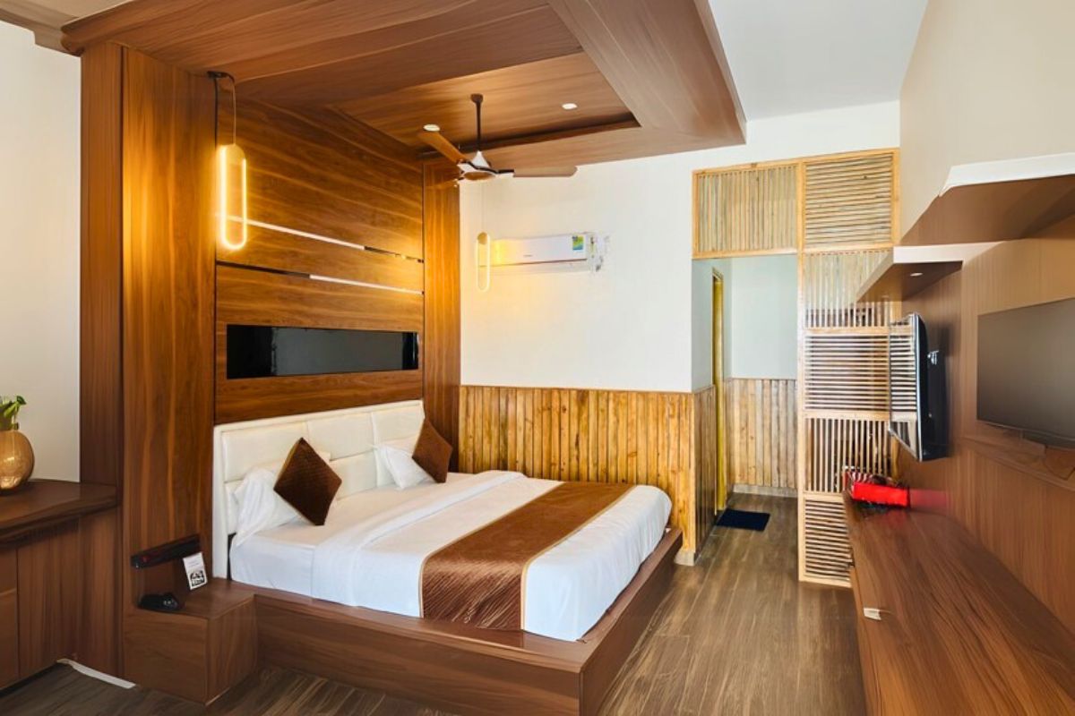 Corbett Wildlife Tour